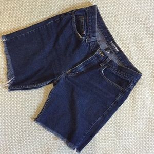 Downsizing closet :(